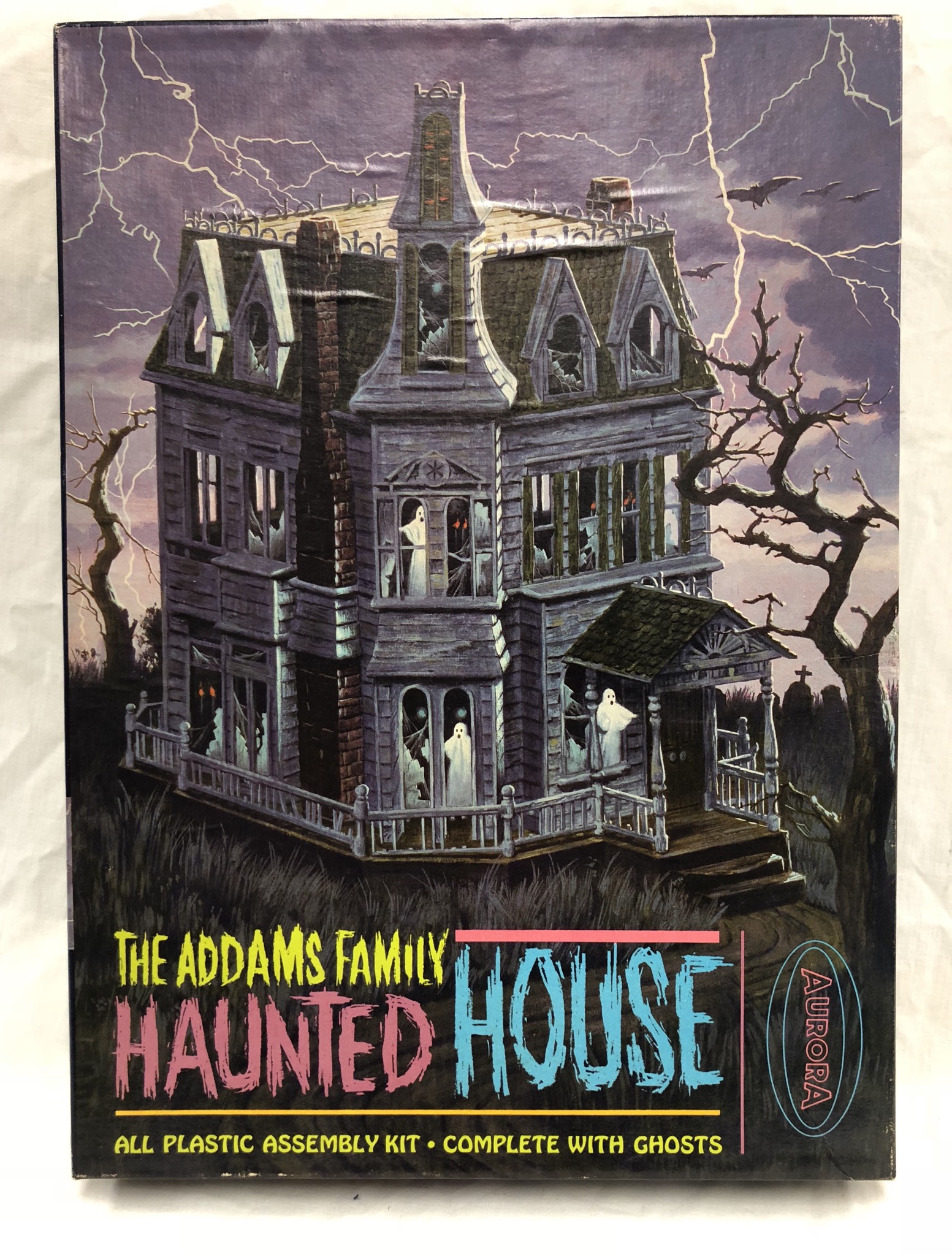 ADDAMS FAMILY HAUNTED HOUSE